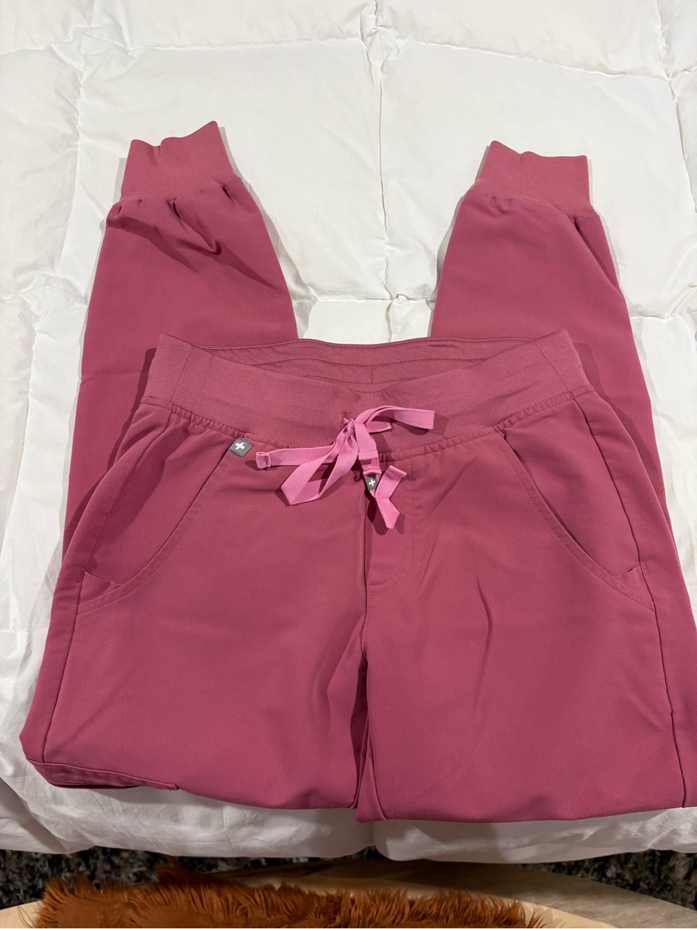 Figs XXS/P Women's Track Joggers in Dusty Rose Pink